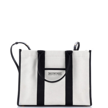 Hardware Tote Canvas Medium