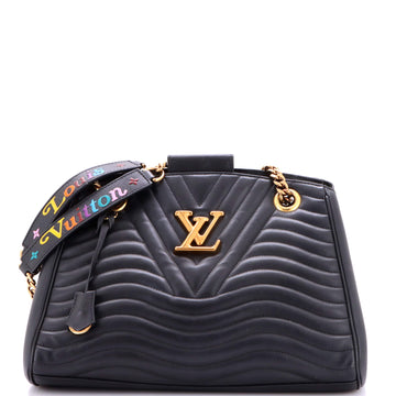 New Wave Chain Tote Quilted Leather