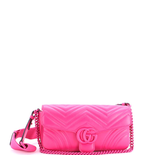 Gucci GG Marmont Monochrome Flap Bag Matelasse Leather Medium