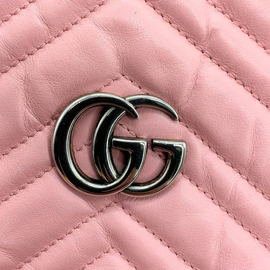Gucci Quilted Leather GG Marmont Mini Bucket Bag
